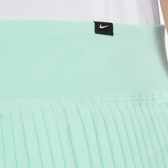 NIKE Women's Dri-FIT Ace Pleated Golf Shorts NWT Mint Foam Tennis Green Skort - Picture 9 of 15